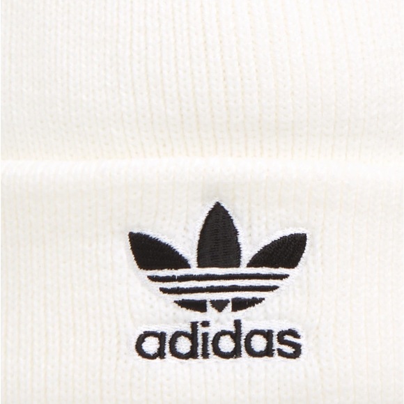 ADIDAS ORIGINAL TREFOIL CUFFED RIB KNIT BEANIE WHITE WITH BLACK LOGO NWOT - Picture 9 of 10